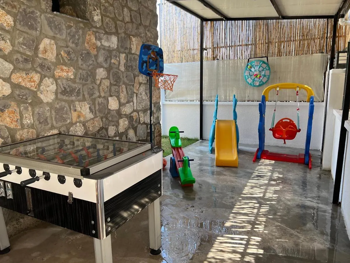 别墅 Muestakil Havuzlu Jakuzili Tatil Villasi 费特希耶